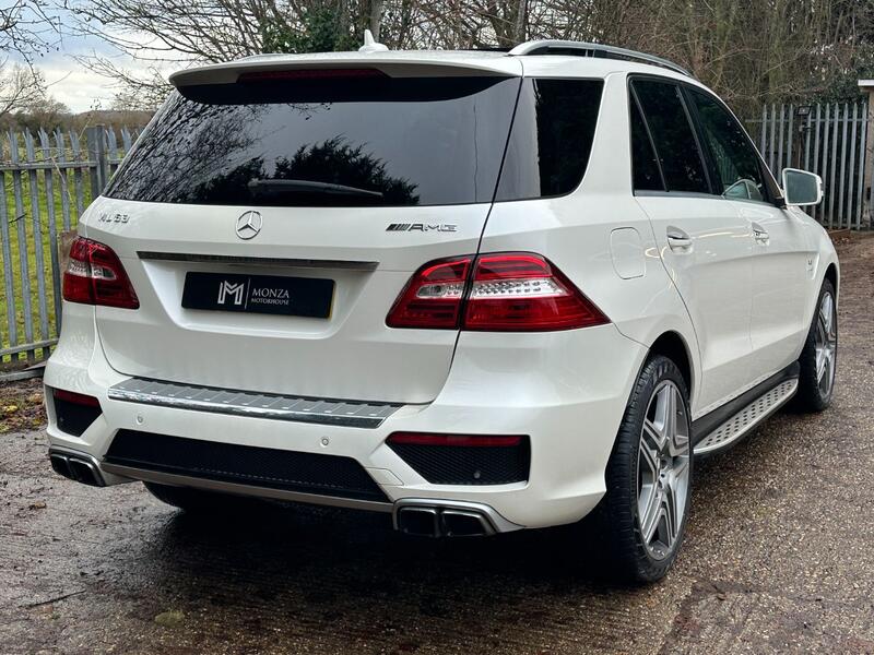 MERCEDES-BENZ M CLASS 5.5 ML63 V8 AMG  2013