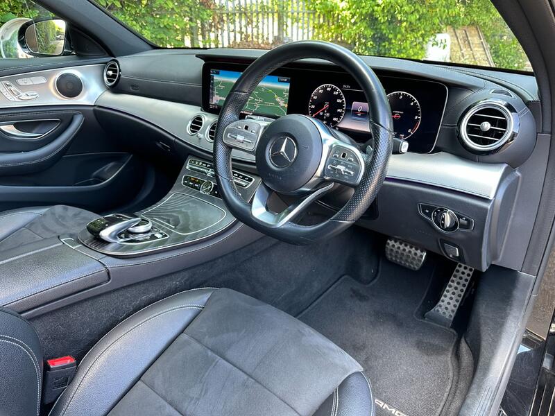 MERCEDES-BENZ E CLASS 2.0 E220d AMG Line 2018