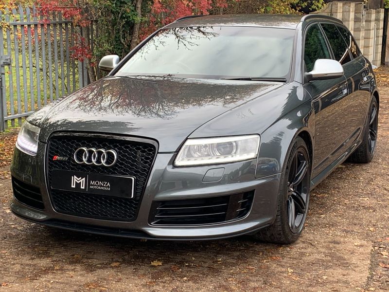 AUDI RS6 Plus Avant 5.0 TFSI V10 2010