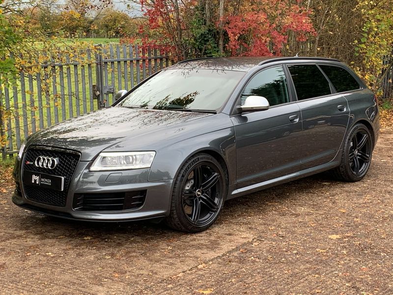 AUDI RS6 Plus Avant 5.0 TFSI V10 2010