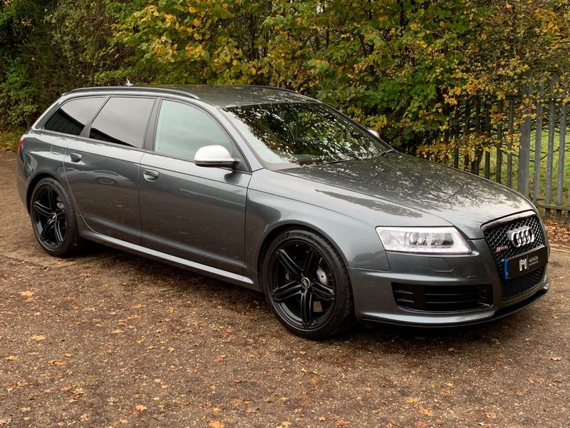 AUDI RS6 Plus Avant 5.0 TFSI V10 2010