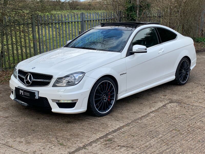 MERCEDES-BENZ C CLASS C63 AMG MCT 7S 2012