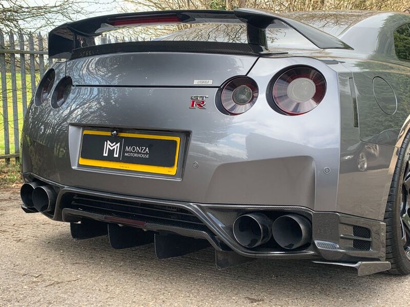 NISSAN GT-R 3.8 V6 Black Edition 2010