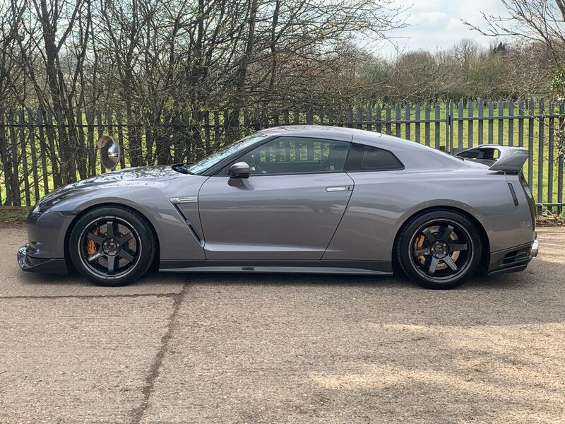 NISSAN GT-R 3.8 V6 Black Edition 2010