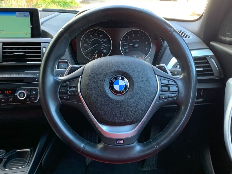 BMW 1 SERIES 3,0 M135i M Sport Auto 5dr 2014