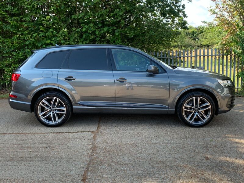 AUDI Q7 3.0 TDI V6 S Line Quattro 2016