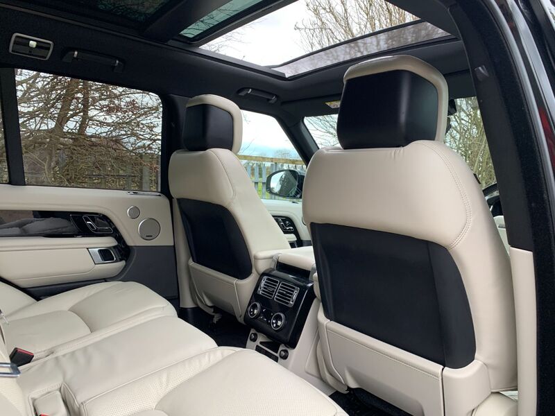 LAND ROVER RANGE ROVER 3.0 TDV6 Vogue 2018