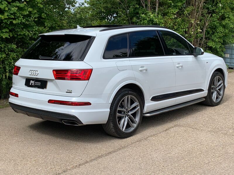 AUDI Q7 3.0 TDI V6 S Line Tiptronic Quattro 2017