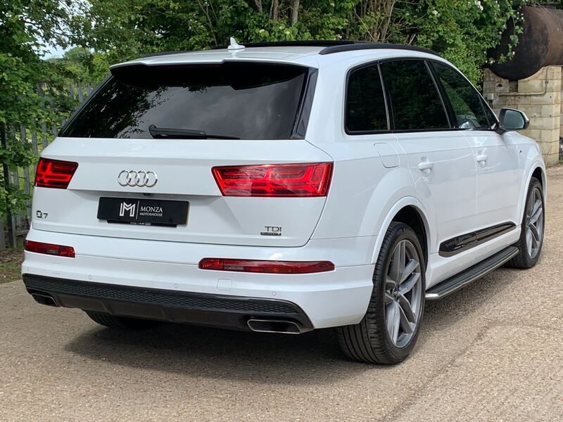 AUDI Q7 3.0 TDI V6 S Line Tiptronic Quattro 2017