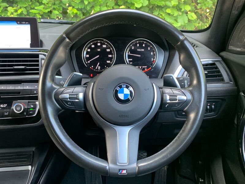 BMW 1 SERIES 3.0 M140i Shadow Edition Auto 5dr 2018