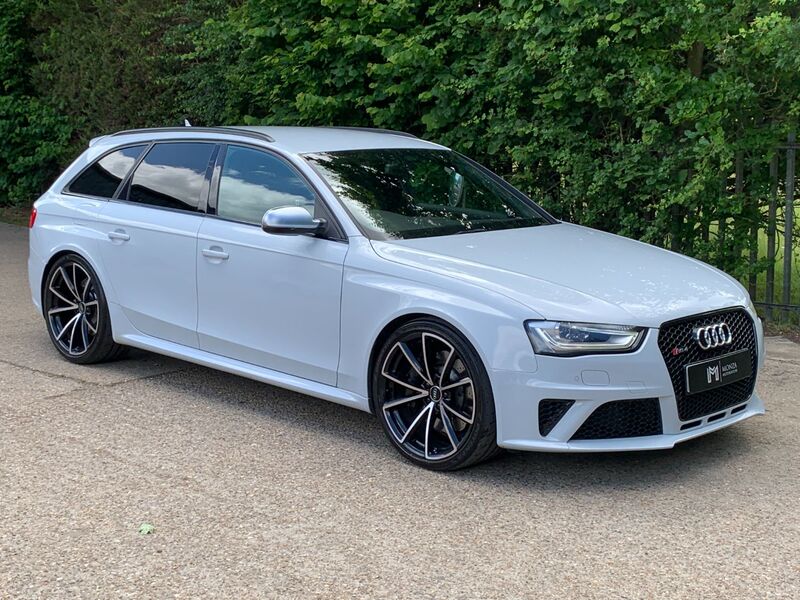 AUDI RS4 Avant 4.2 FSI V8 S Tronic Quattro 2015