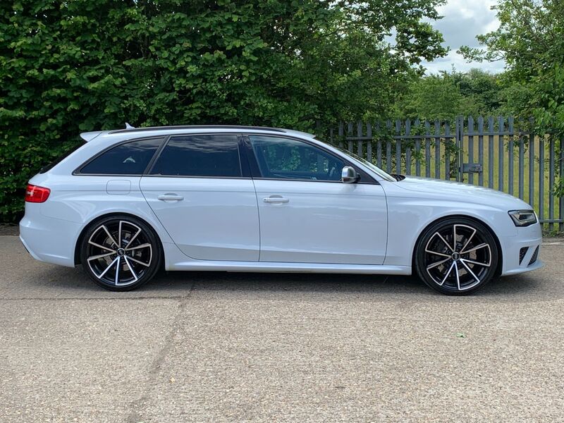 AUDI RS4 Avant 4.2 FSI V8 S Tronic Quattro 2015