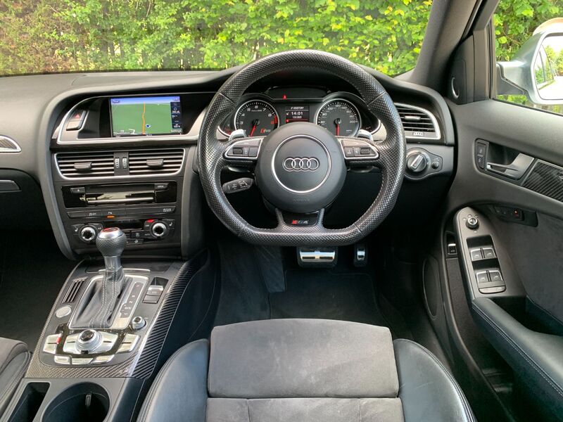 AUDI RS4 Avant 4.2 FSI V8 S Tronic Quattro 2015