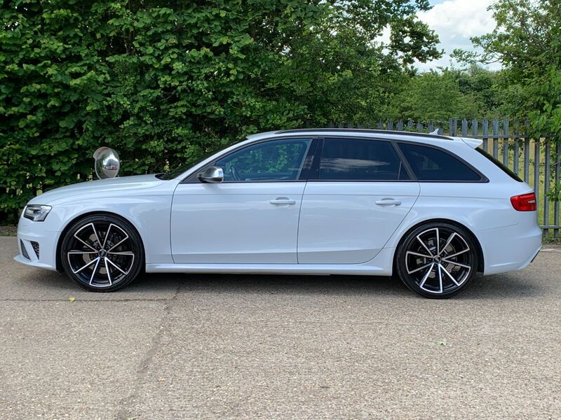 AUDI RS4 Avant 4.2 FSI V8 S Tronic Quattro 2015