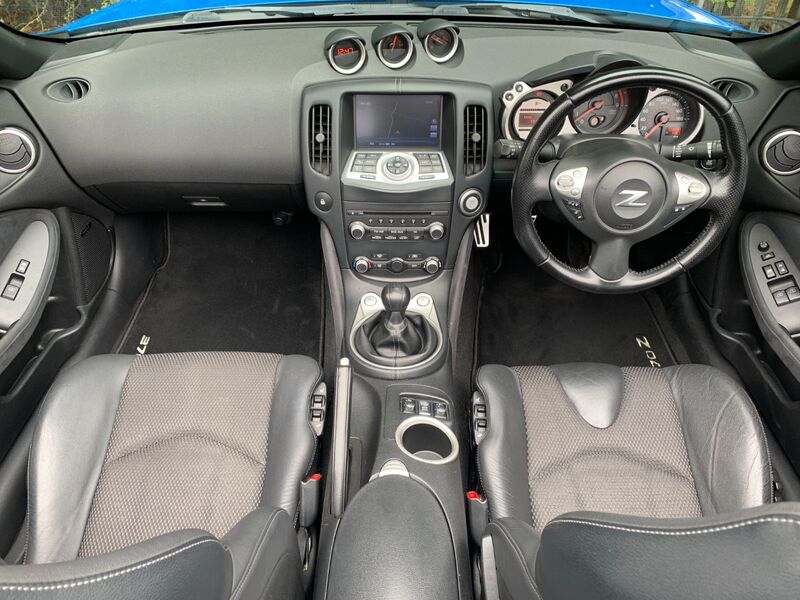 NISSAN 370Z 3.7 V6 GT 2011