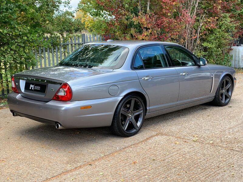 JAGUAR XJR 4.2 V8 Saloon 4dr 2008