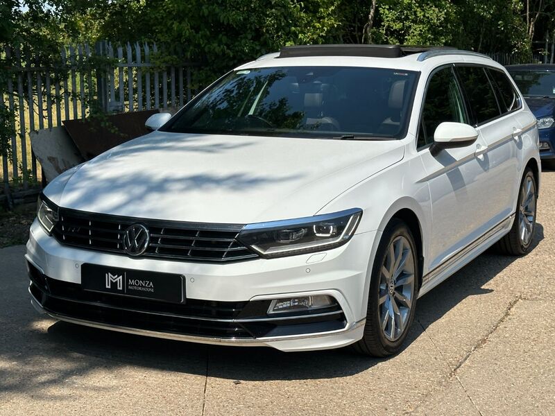 VOLKSWAGEN PASSAT 2.0 TDI R-Line Estate DSG 2017